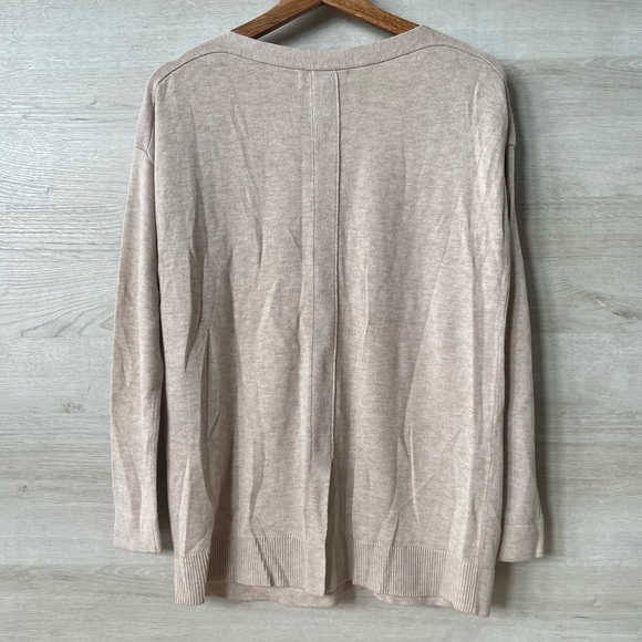Magaschoni Tan Beige ¾ Sleeve Lightweight Scoop Neck Sweater - Picture 2 of 11